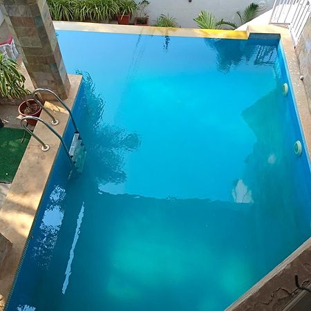 Ocean Suite Goa Dona Paula Buitenkant foto