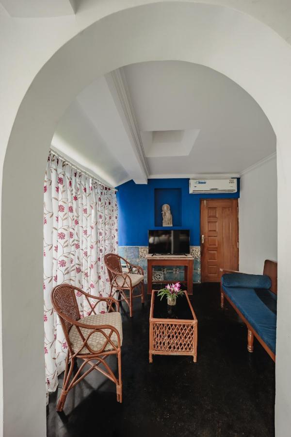 Ocean Suite Goa Dona Paula Buitenkant foto